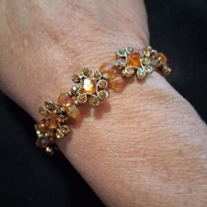 Vintage Gold and Brown Opalesent Glass Beaded  Floral Expandable Bracelet.